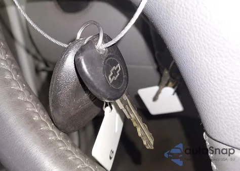 2008 Chevrolet Hhr Lt из США, поврежденный, VIN 3GNDA53P28S640050